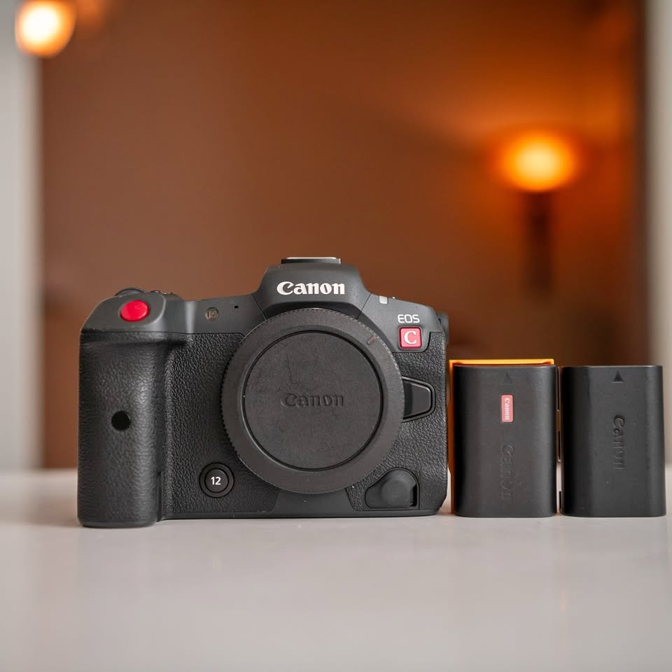 Canon EOS R5 C Mirrorless Cinema Camera - Image 2