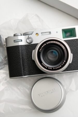 Fujifilm X100VI Silver Like new