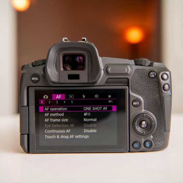 Canon EOS R Camera + 50mm f1.8 lens - Image 6