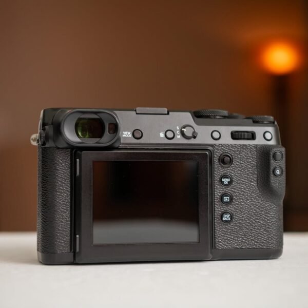 FUJIFILM GFX 50R Camera - Image 9