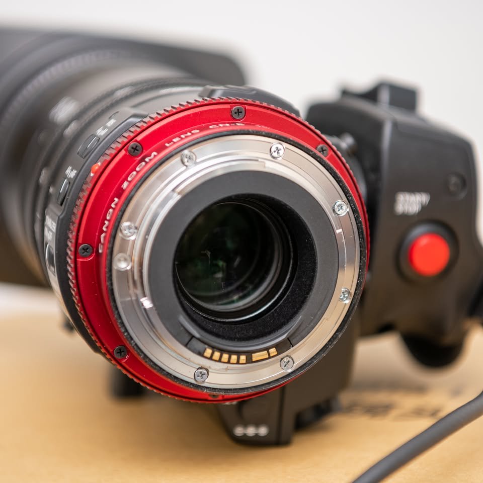 Canon CN-E 18-80mm T4.4 with zooming grip - Image 2