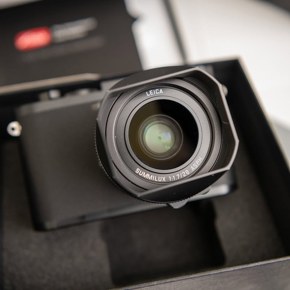 Leica Q2 Camera - Image 7